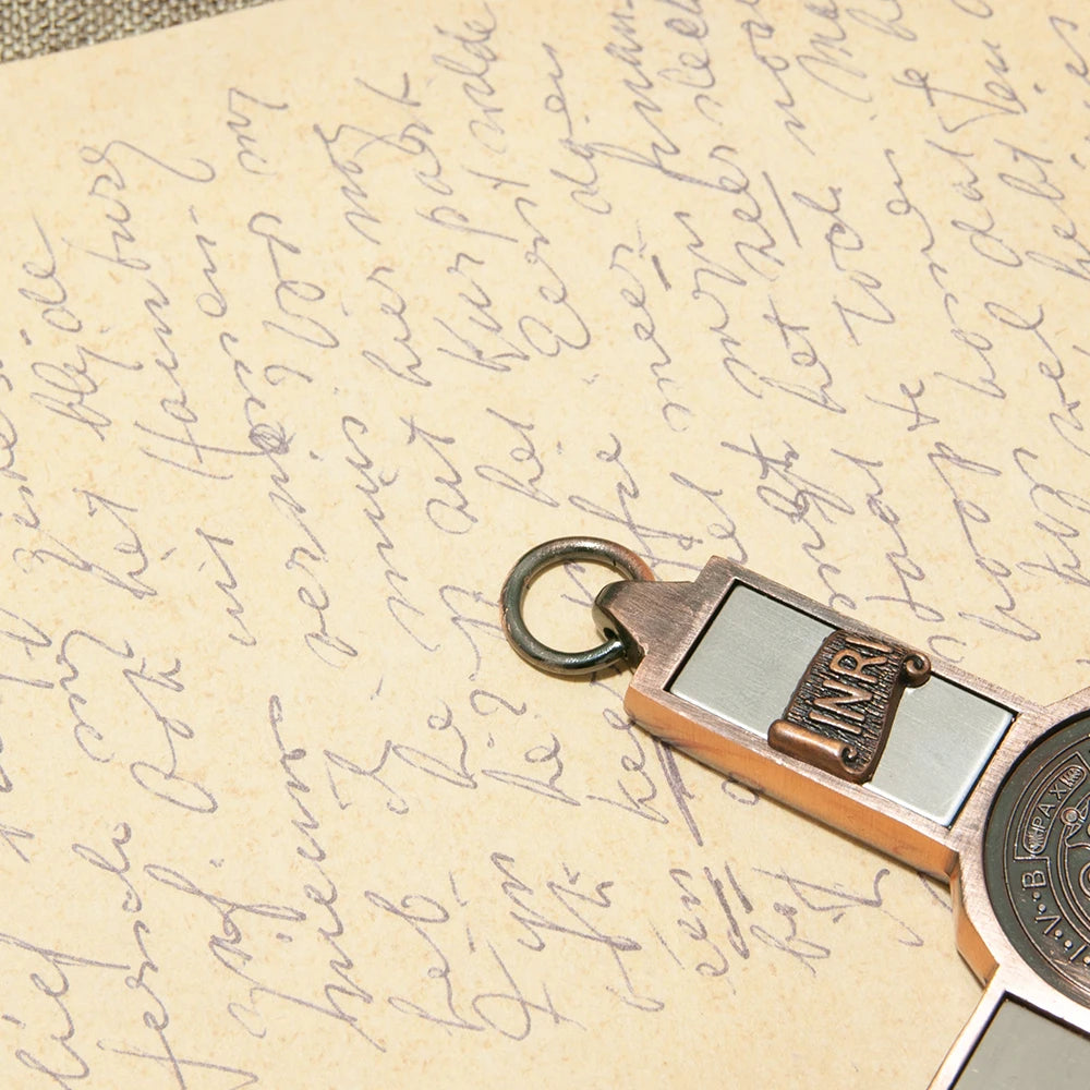 HT New Alloy Gold-Plated INRI Jesus Christ Crucifix - Image 6